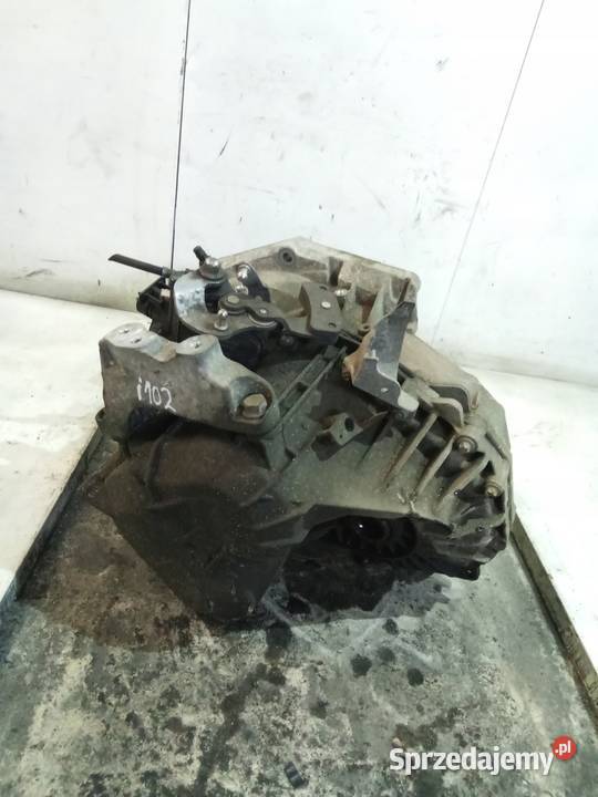 i102 SKRZYNIA BIEGÓW MANUAL ASTRA J 20 A20DTH lubelskie