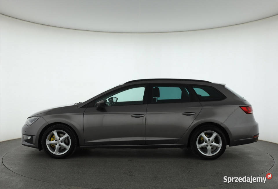 Seat Leon 20 TDI światła przeciwmgielne