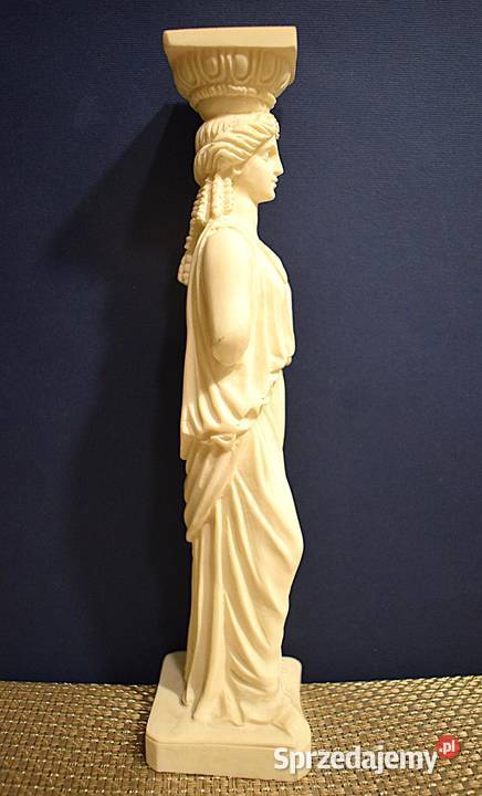 Kariatyda replika greckich rzeźb Chełmno