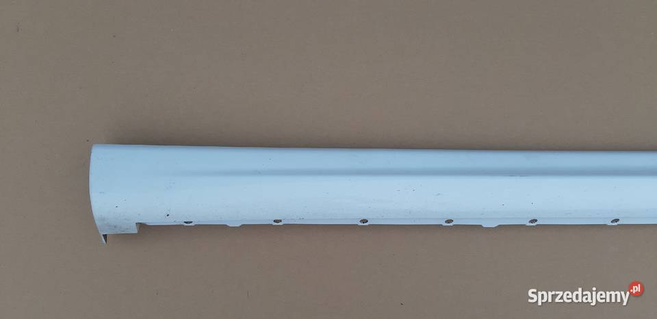 MERCEDES VITO W447 W448 LISTWA PROGOWA Bieleń