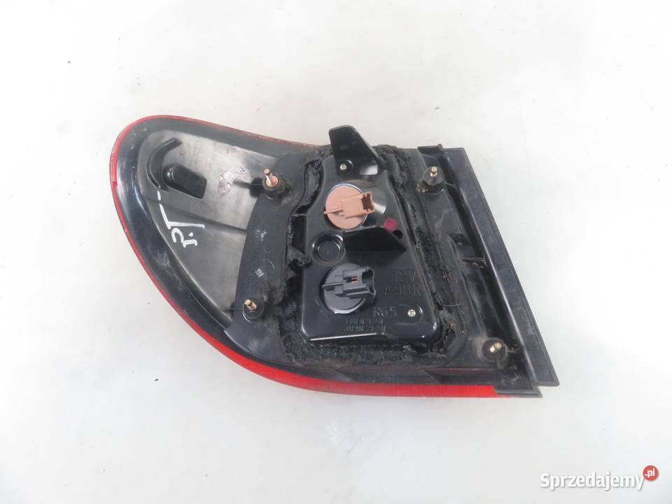 LAMPA PRAWA TYLNA NISSAN ALMERA N16 SEDAN