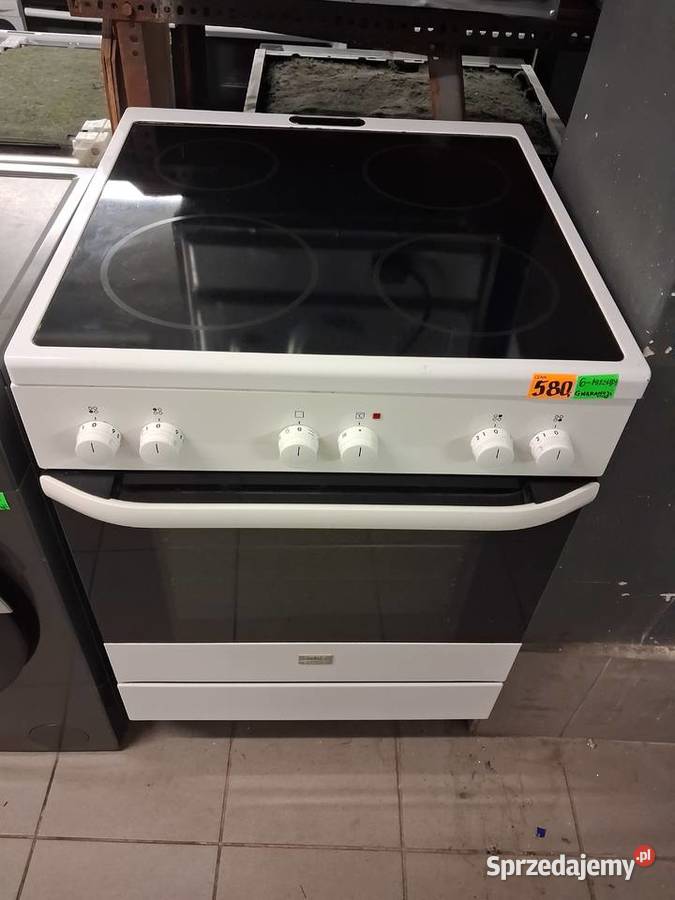 KUCHENKA ELEKTRYCZNA VOSS / ELECTROLUX