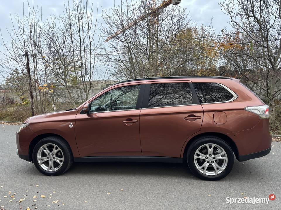 Mitsubishi outlander krajowy bezwypadkowy Dąbrowa Górnicza sprzedam