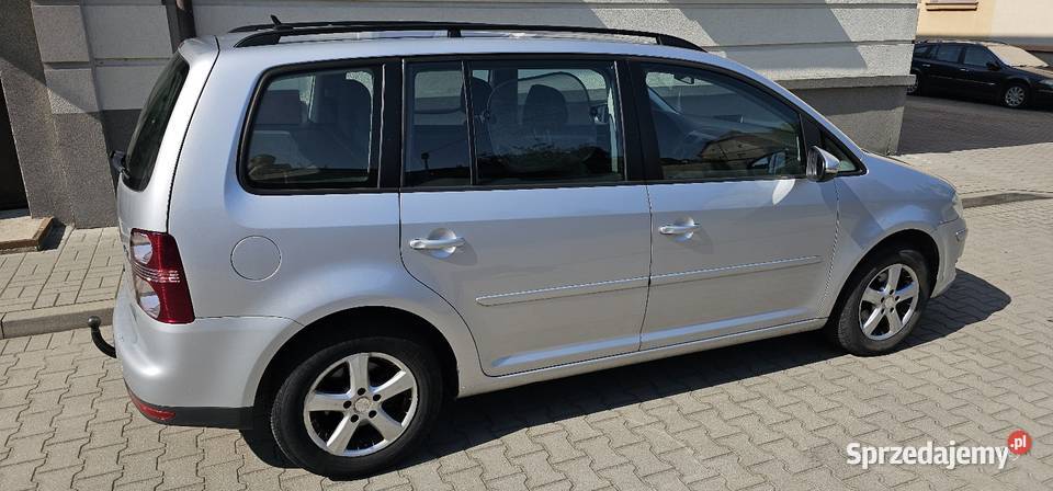 VW Touran 14 Van / Minibus