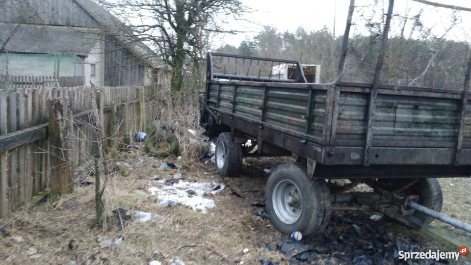 Sprzedam rozrzutnik 2 osiowy Boćki sprzedam