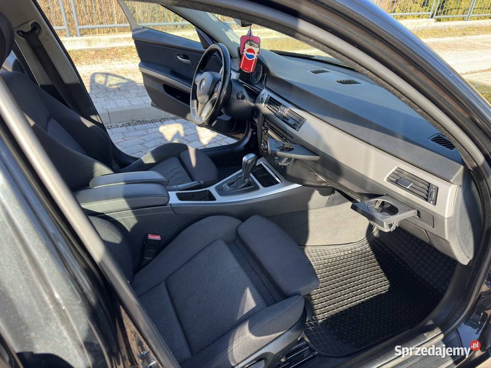 BMW E90 325d automat 2007 relingi dachowe Lublin
