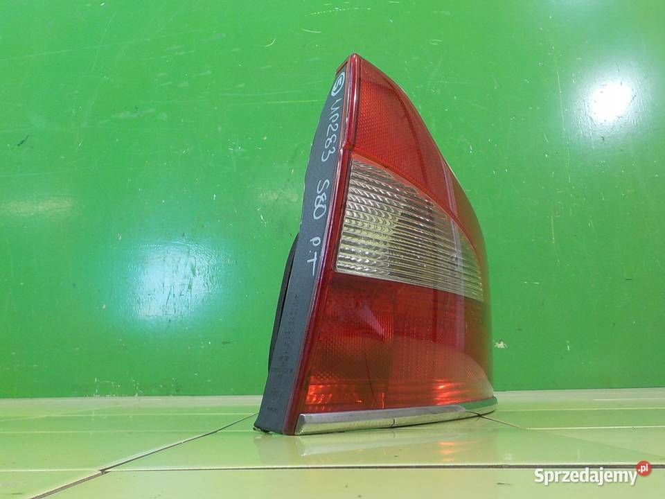 VOLVO S80 II LIFT I 24 D 10r SEDAN 4D lampa Suków