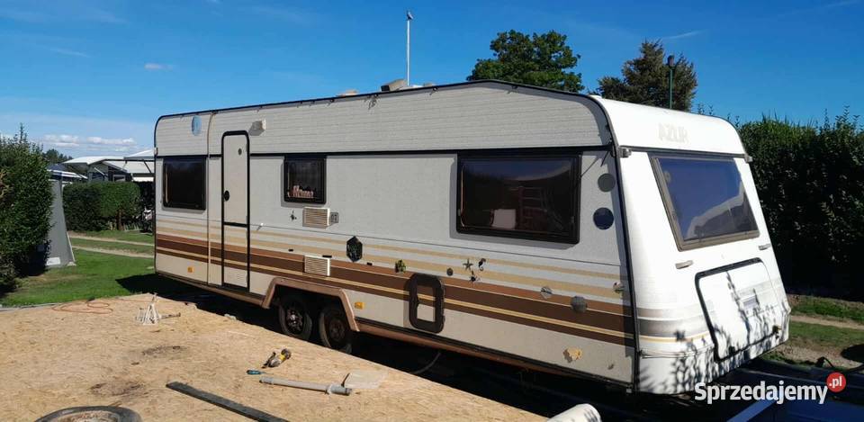 Przyczepa kempingowa z przedsionkiem sprzedam