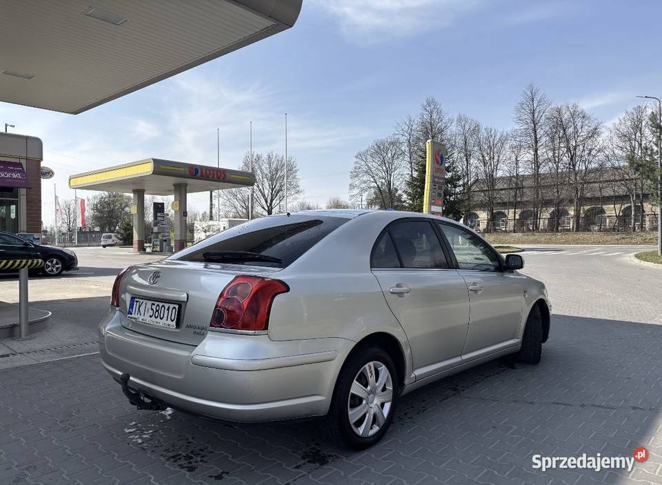 Toyota Avensis 20D4D 115 HAK 2004