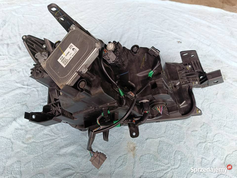 Mazda CX 30 lampa lewa przód DGJ151040 mazowieckie Nowomodna