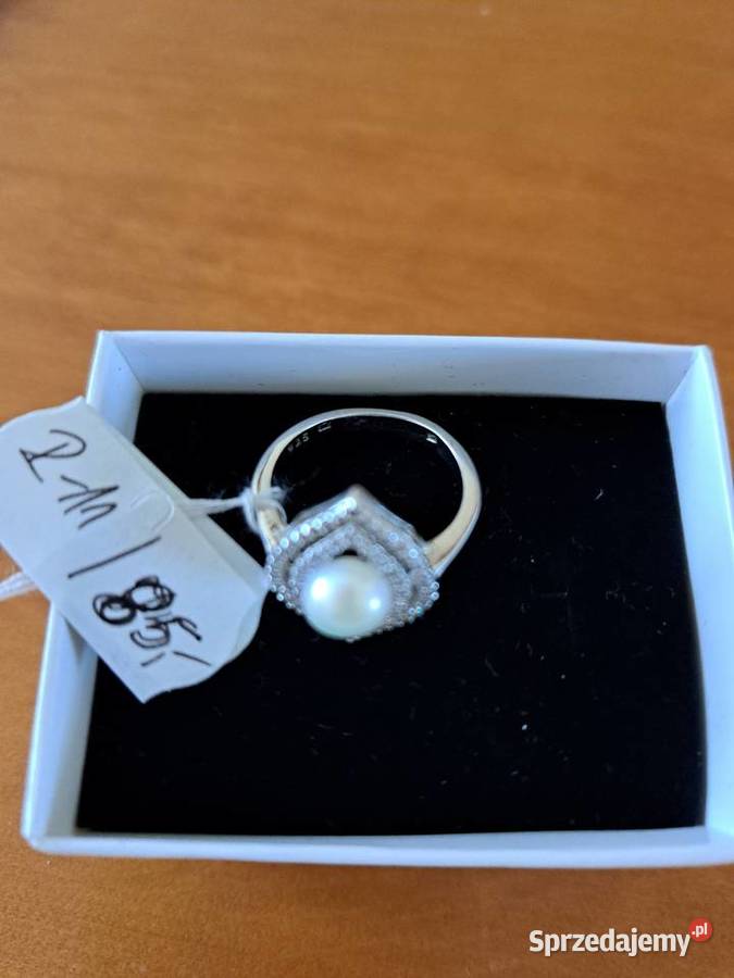 Srebrny pierścionek srebro Wałbrzych sprzedam