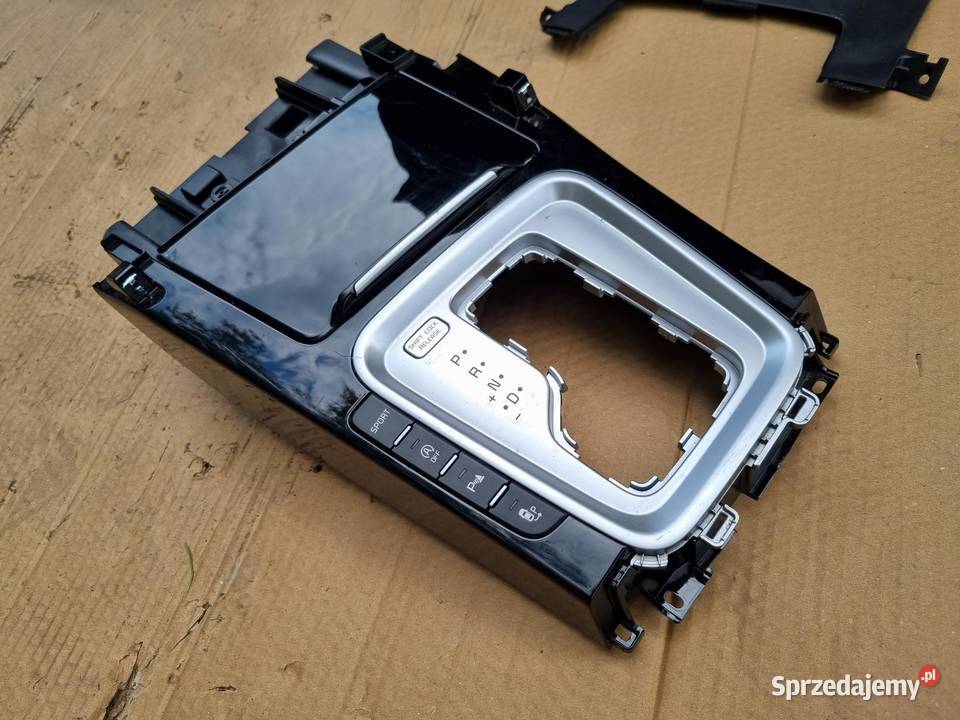 RAMKA OSŁONA ZMIANY BIEGÓW PANEL KIA XCEED