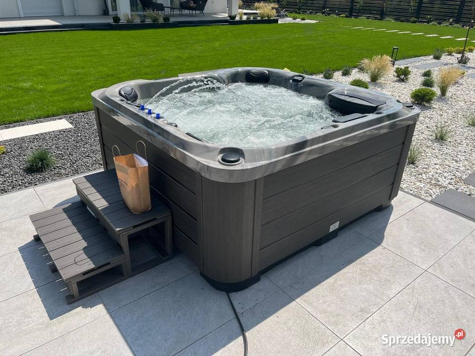 Jacuzzi ogrodowe Spa Palma PlatinumSpas 83 dysze Środa Wielkopolska