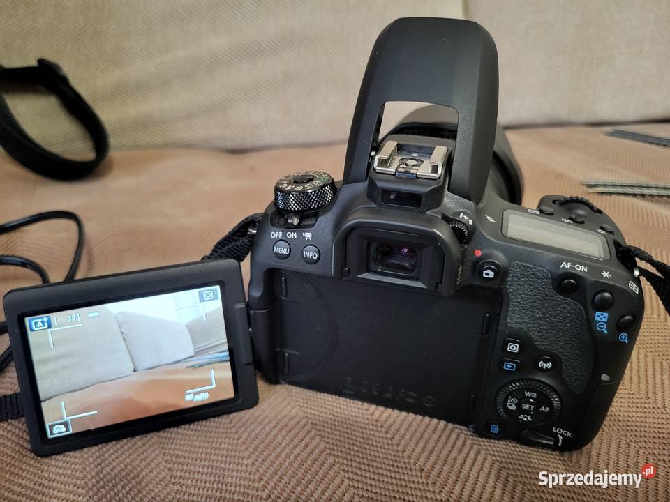Lustrzanka Canon 77D z obiektywem Canon EFS 1018 Elektronika małopolskie Libiąż