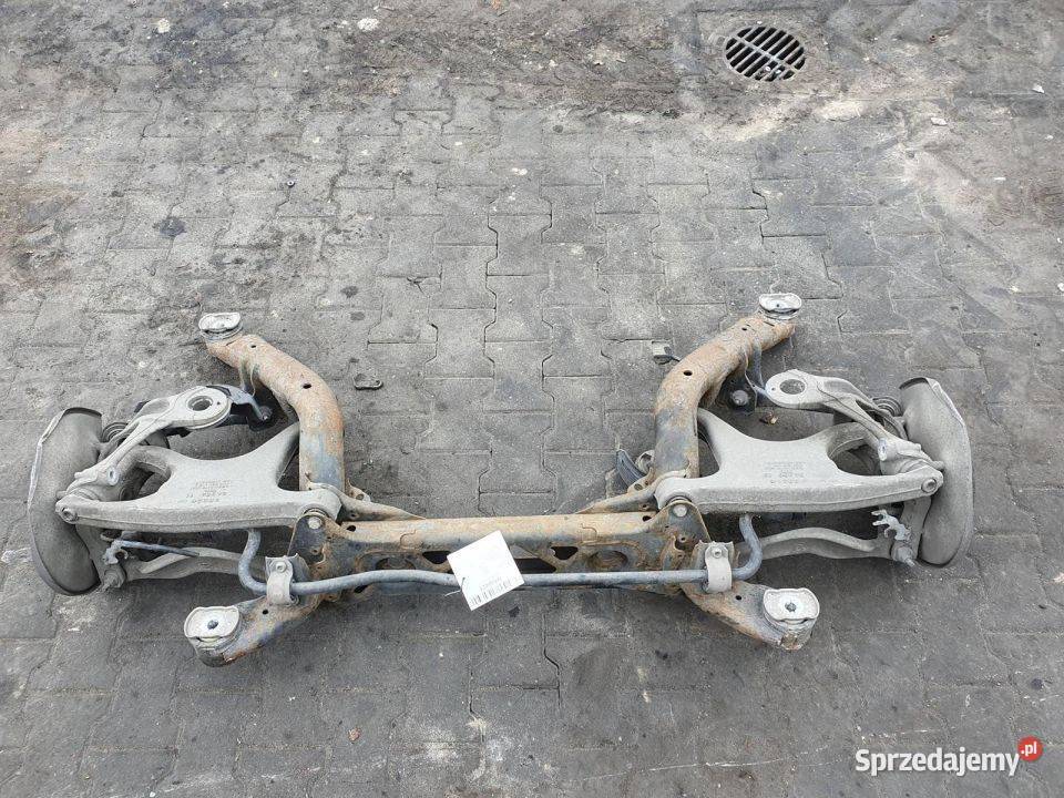 BELKA SANKI TYŁ AUDI A6 C7 Lipno