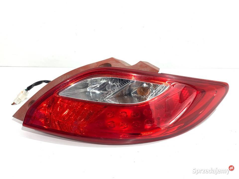 LAMPA PRAWY TYŁ MAZDA 2 DE Hatchback 0715