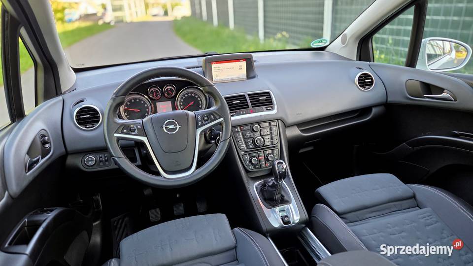Opel Meriva 14 Turbo 120 2014r LIFT KAMERA elektrycznie ustawiane fotele Humniska sprzedam