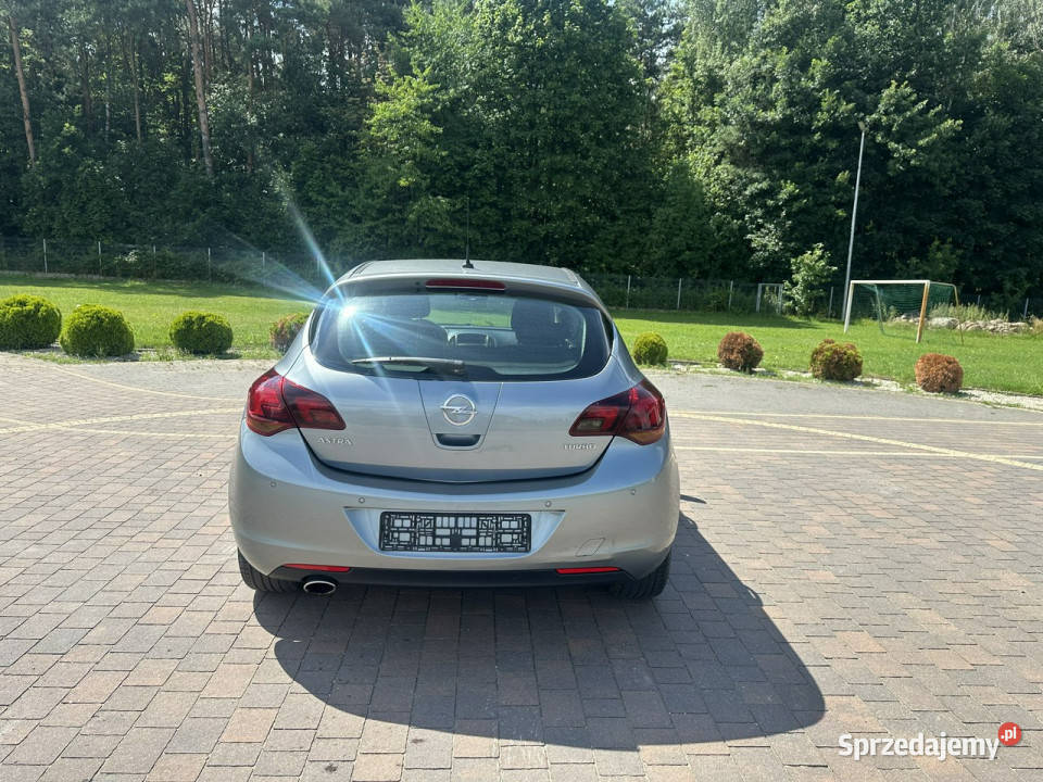 Opel Astra J 20092019 manualna Lipówki