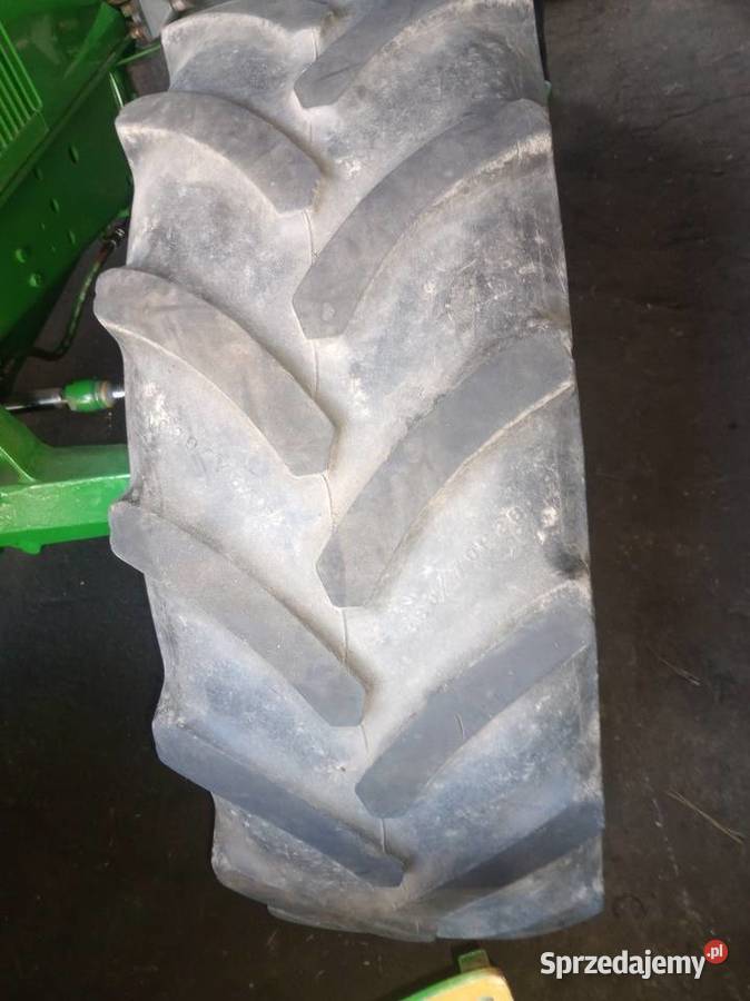 Opony 38070R28 Goodyear Dobrzejewice sprzedam