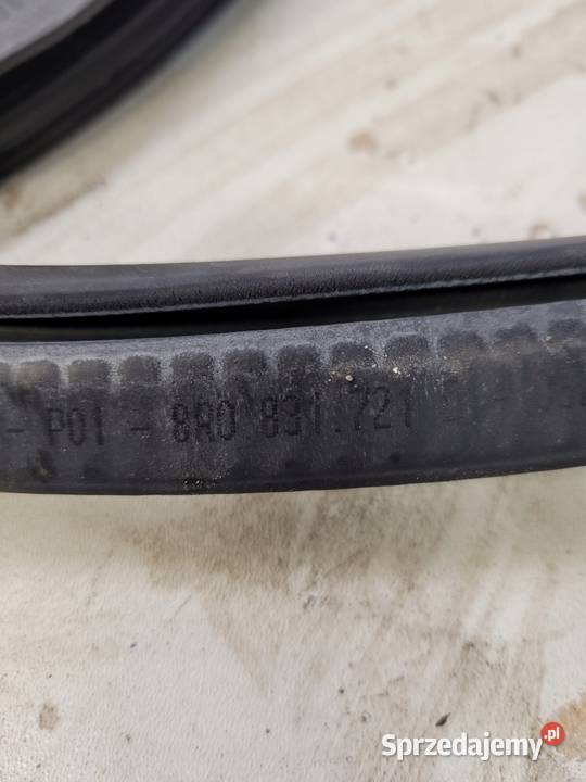 USZCZELKA DRZWI PRZÓD PRAWY LEWY AUDI Q5 osobowe sprzedam