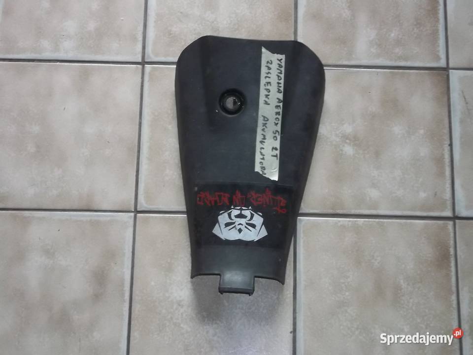 yamaha areox 50 2 t zaslepka akumulatora Elementy nadwozia Jędrzejów sprzedam