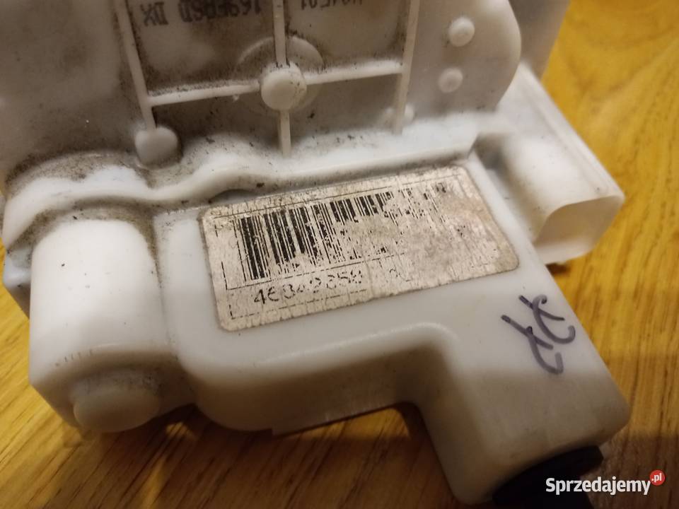ZAMEK DRZWI PRAWY PRZÓD FIAT PANDA CENTRALNY Rok produkcji 2004 Czechowice-Dziedzice