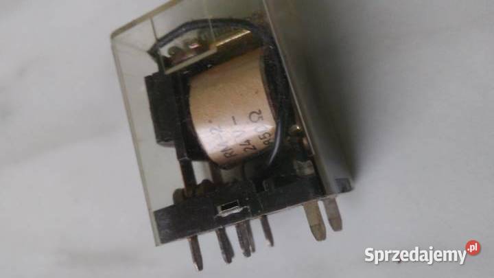 Przekaźniki R15 i podstawkistyczniki