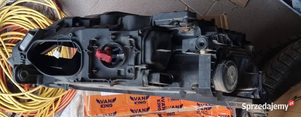 Passat B8 lampa przednia lewa osobowe Lampy przednie