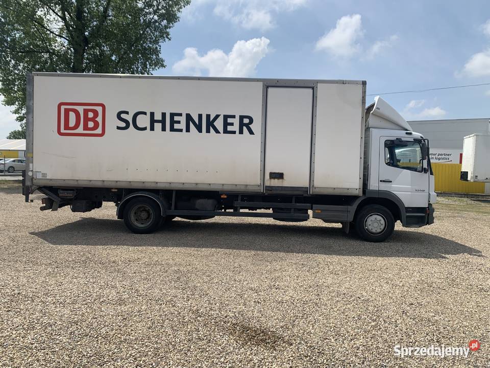 Mercedes Atego 1318 kontener Tarnów sprzedam