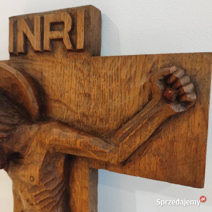 Rzeźba Jezus na krzyżu w drewnie małopolskie Wola Łużańska