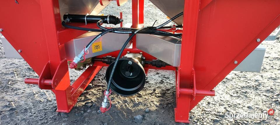 Rozsiewacz Nawozów Taśmowy Kwasówka Ocynk 600l nieuszkodzony Rypin sprzedam