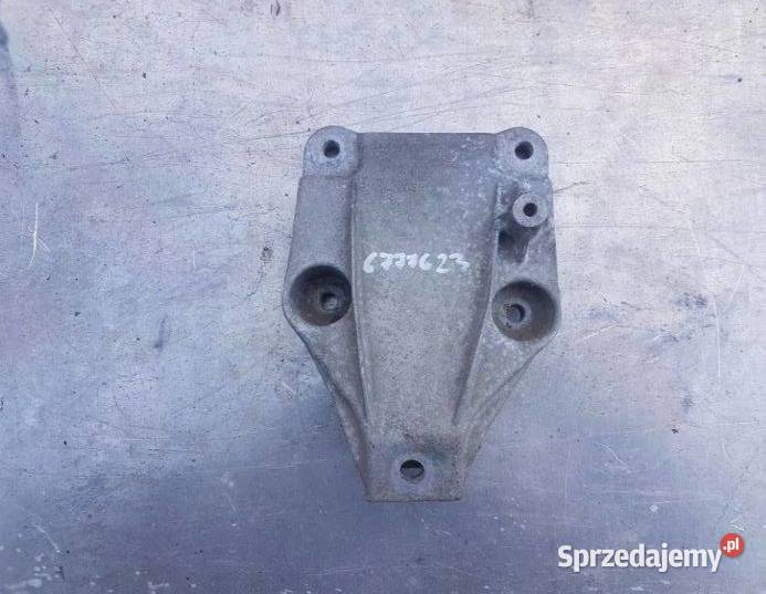 ŁAPA SKRZYNI AUTOMAT BMW E60 30 6776523 Radom