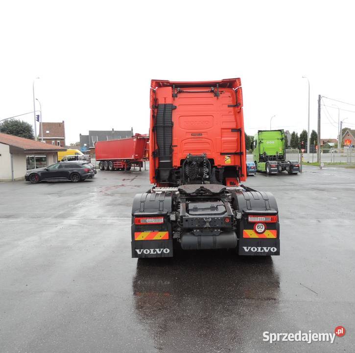Ciagnik Volvo 500 nowy model 2022 tez leasing Warszawa sprzedam