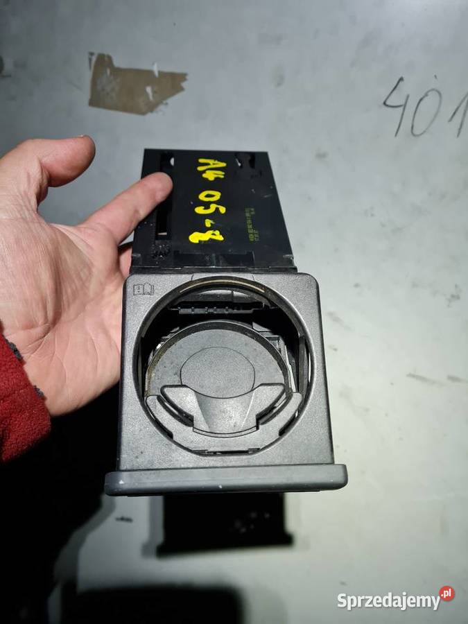 Audi A4 B6 B7 S4 8E0 Uchwyt na Kubek Anglik GB osobowe Skawina