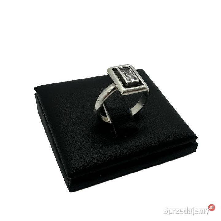 Srebrny pierścionek próby 925 352g Rozmiar 10 Elbląg