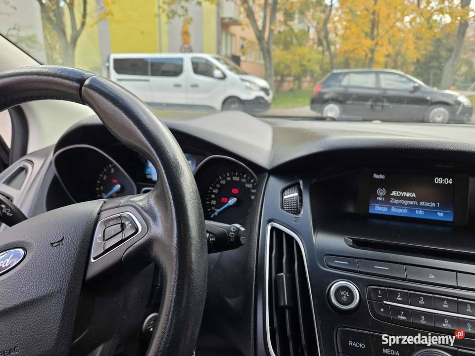 Ford Focus 2017 r gradobiciu ekonomiczna jazda Mielec sprzedam