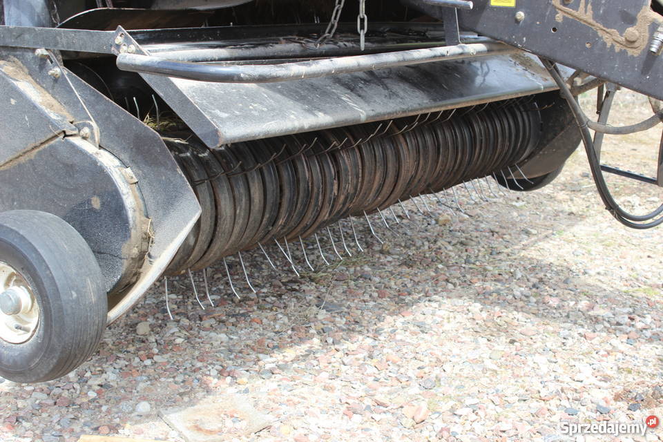 Prasa pasowa Holland BR 750 A Crop Cutter 2006r