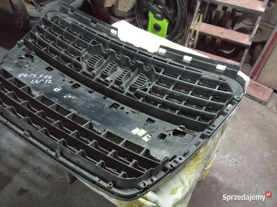 Atrapa grill audi A8 D3 Nowe Miasto Lubawskie