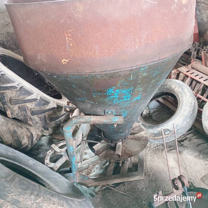 Rozsiewacz nawozów Rozsiewacze nawozów Tworyczów