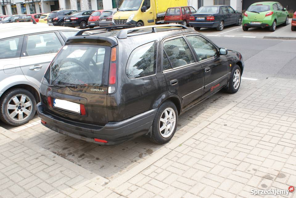 Toyota Corolla E11 14 Kombi 1999r Warszawa