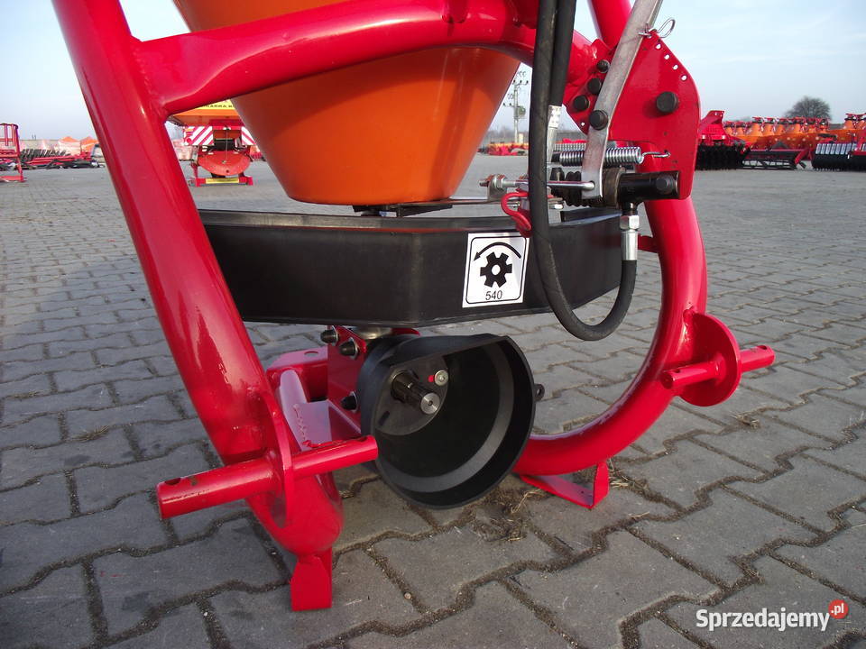 Rozsiewacz do nawozów świętokrzyskie Gowarczów sprzedam