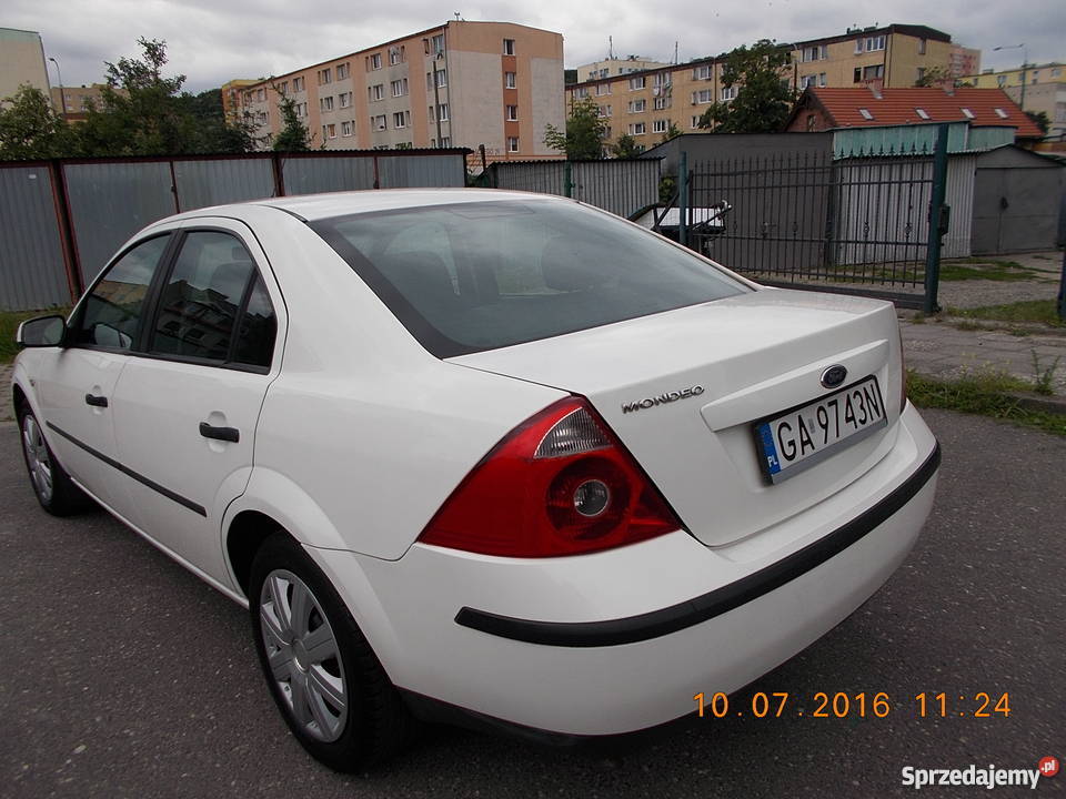 Ford Mondeo MK3 2 lbenzynagaz 146 sedan Sedan / Limuzyna Mondeo pomorskie