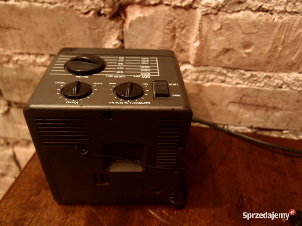 Radiobudzik CUBE niemieckiej firmy HCM