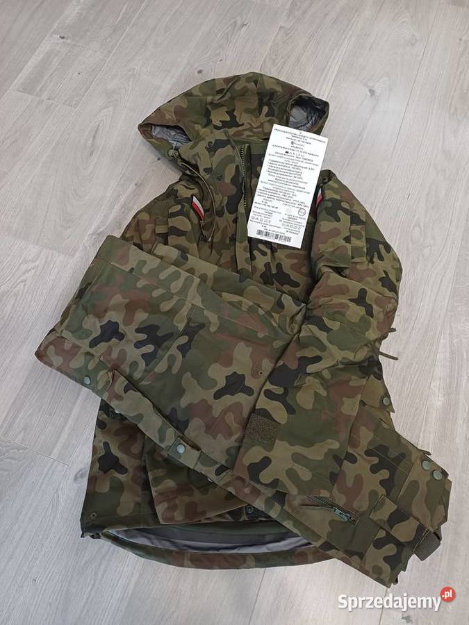 Goretex z podpinką softshell i spodniami Pozostałe Wrocław