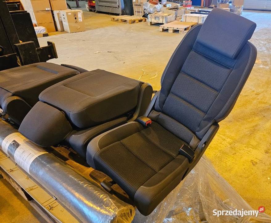 VW TOURAN II 2 1T fotele siedzenia kanapa 2 RZĄD