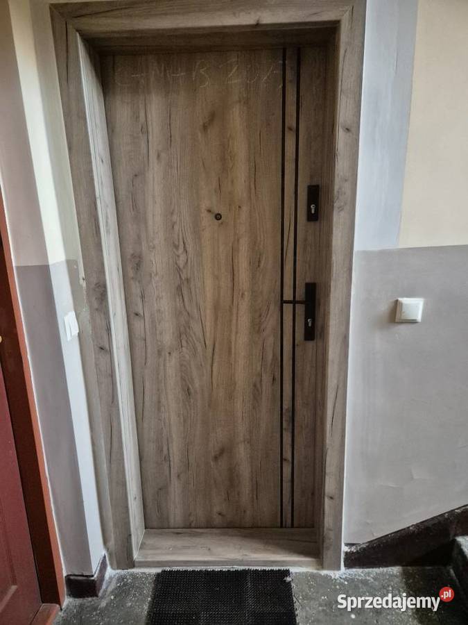 Drzwi zewnętrzne z montażem i zabudową antywłamaniowe Smolna