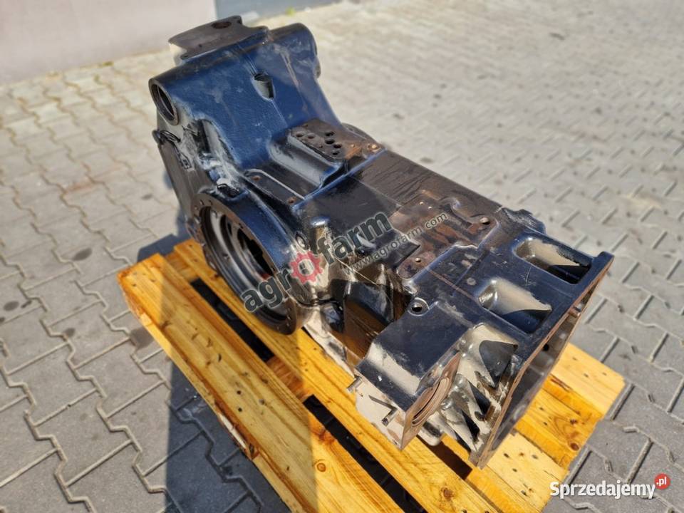 Obudowa tylnego mostu Holland T7185 dolnośląskie Byków