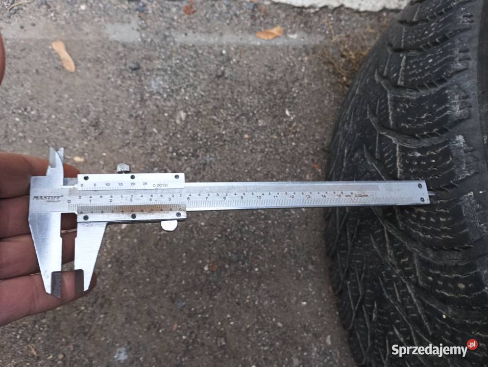 opony zimowe nokian suv bus 215 70 r16 4 sztuki Przemyśl