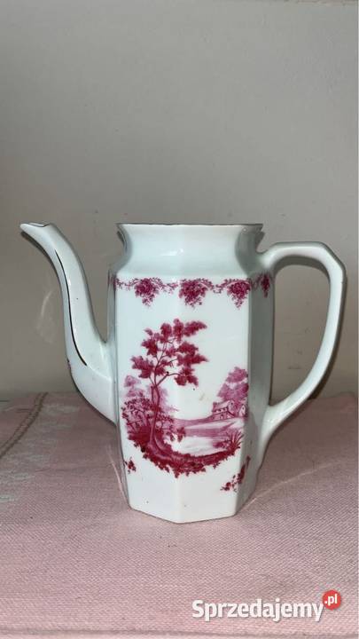 Dzbanek bez pokrywki i bez sygnatury Porcelana i szkło Gdańsk