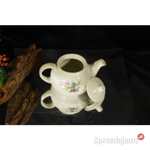 Bogucice imbryk do herbaty porcelana kwiaty